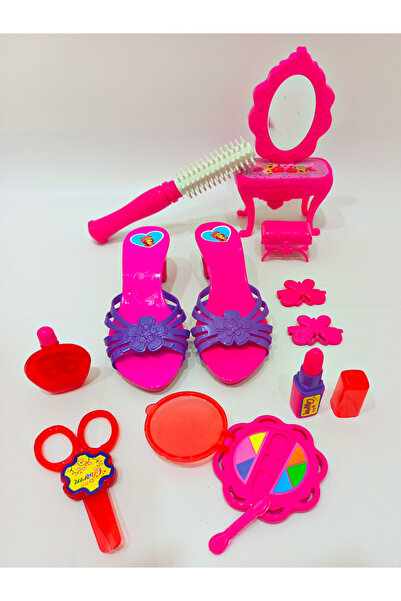 a v d a Terlikli Güzellik Moda Makyaj Bakım Kuaför Seti Terlik Far Paleti Toka Makyaj Masası Ayna