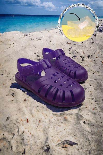 İmerShoes Μωβ σανδάλια παραλίας και πισίνας - με ρίγες και αντιολισθητικές σόλες για το παιδί 309