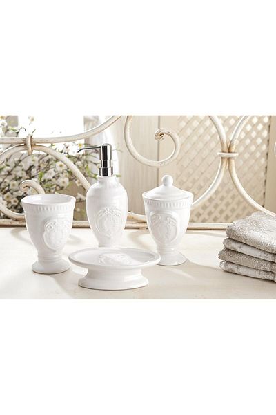 Gül Güler 4-Piece Badge White Badge Set
