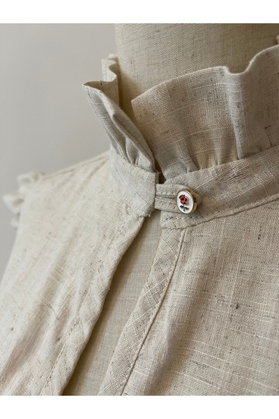 SOLOBUY Linen Dress, Light Beige, Cotton Lining, Ruffle Collar, Slits, Loose Fit, Ruffle Sleeves