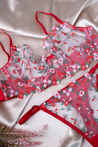 more than socks Women's Red Floral Pattern Lace Bralet Bra Panty Set