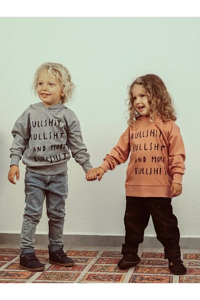 rg kidsstore Унисекс суитшърт с качулка и щампи