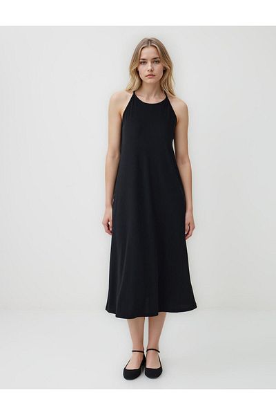 Jimmy Key Black Loose Cut Crew Neck Sleeveless Basic Dress