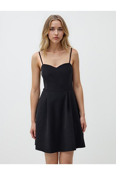 Jimmy Key Black Slim Fit Sweetheart Neckline Strap Mini Dress