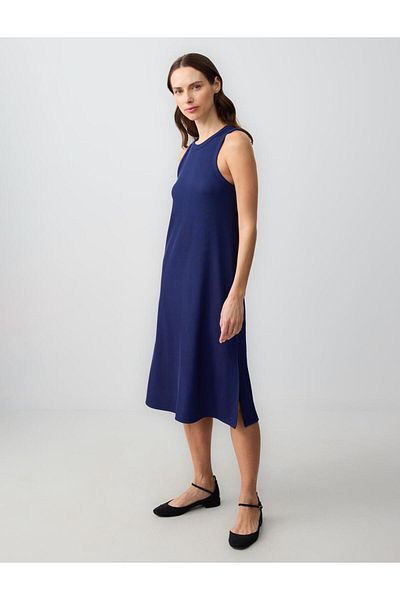 Jimmy Key Navy blue comfortable cut sleeveless crew neck knitted midi dress