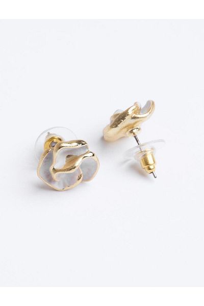 Jimmy Key White Elegant Flower Figured Earrings