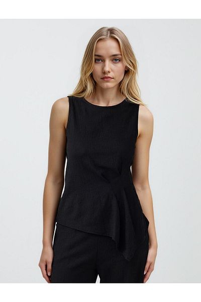 Jimmy Key Black Crew Neck Sleeveless Knitted Blouse