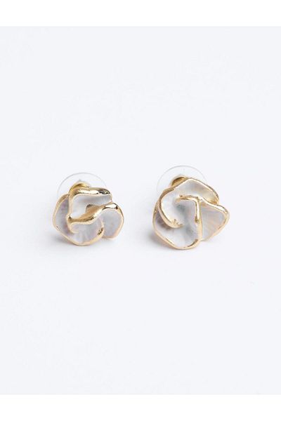 Jimmy Key White Elegant Flower Figured Earrings