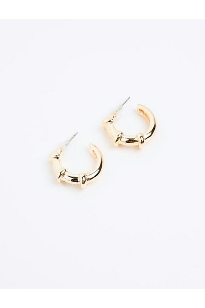 Jimmy Key Gold Color Ring Figured Metal Earrings