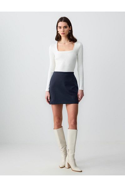 Jimmy Key Ecru Straight Cut Square Neck Long Sleeve Knitted Blouse