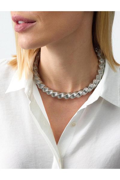 Jimmy Key Silver Color Twist Patterned Shiny Necklace