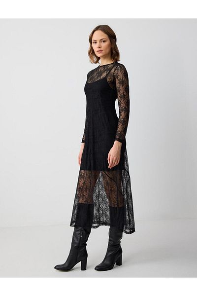 Jimmy Key Black Straight Cut Round Neck Knitted Dress