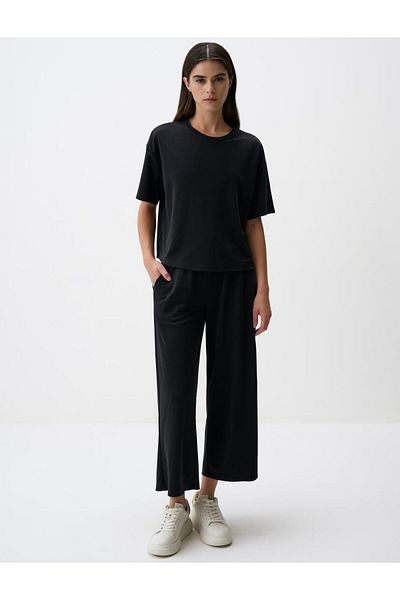 Jimmy Key Black Loose-Fit Short Sleeve Crew Neck Knitted T-Shirt