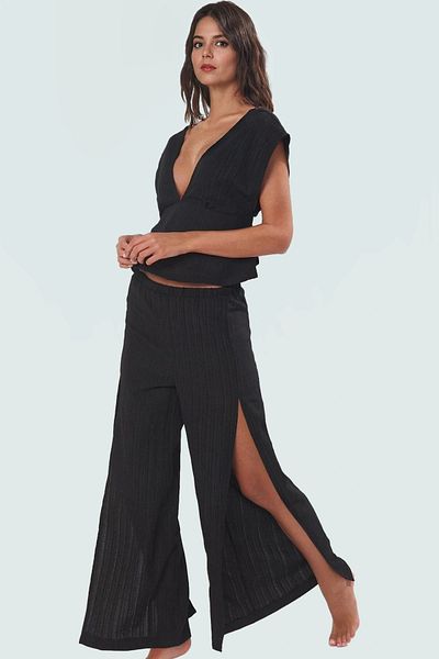PayBuy Stylish Beach Suit Sleeveless Blouse with Woven Fabric and Split Pants Comfortable Cut Premium Quality