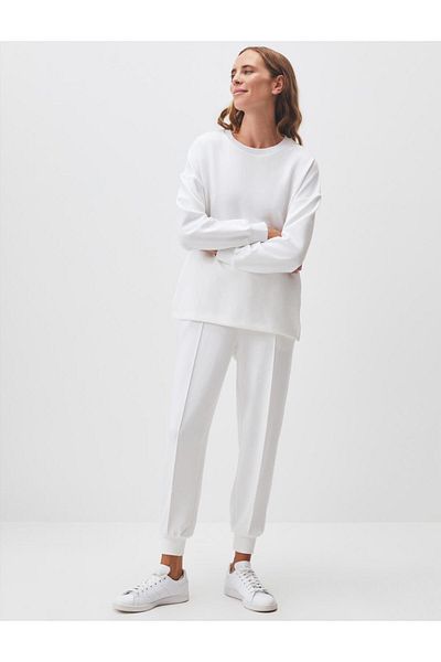 Jimmy Key White High Waist Narrow Leg Modal Jogger Pants with Pockets