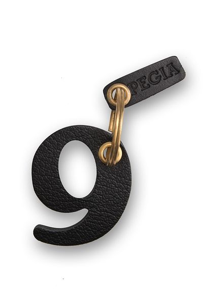 Pegia Figure 9 Leather Keychain 25an68