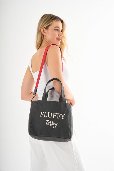 MUTE BAG Geantă de mână pentru femei din pânză ceară neagră brodata + curea reglabilă (L: 27/40 L: 23)