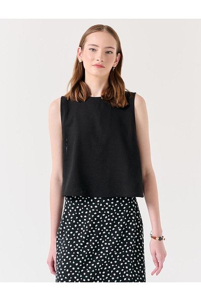 Jimmy Key Black Loose Cut Crew Neck Sleeveless Linen Blouse