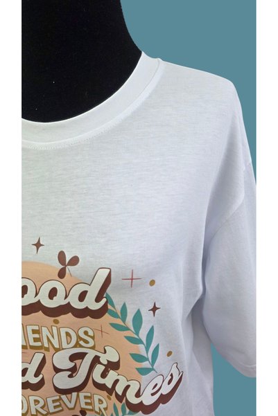 AHMERA White Women's Oversize Crew Neck Printed Crop T-Shirt