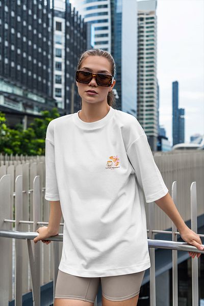 Le'sluette shadow of style Croissant Printed Oversize 100% Cotton T-Shirt
