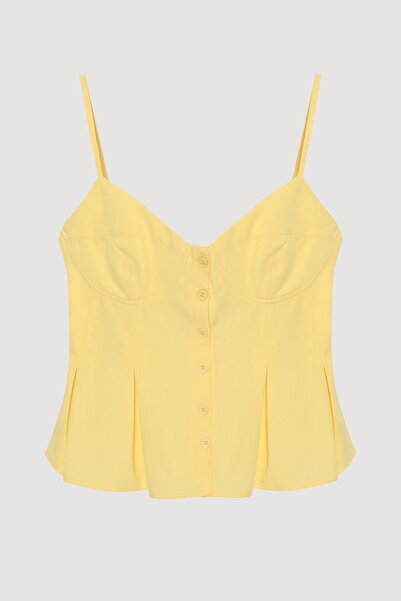Quzu Pile Detaylı Düğmeli İnce Askılı Bluz Sarı
