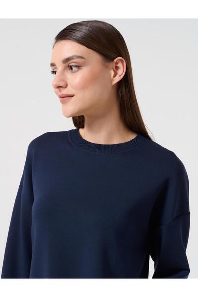 Jimmy Key Sötétkék laza szabású, legény nyakú, hosszú ujjú kötött pulóver