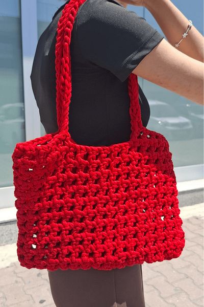 Warasiva Women's Red Knitted Medium Size 32×27cm Handcrafted Daily Shoulder Bag