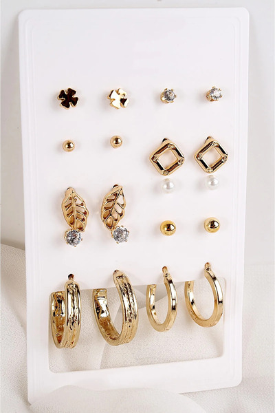 MakeWell Kedi Yıldız Yonca Dörtgen Tasarımlı Halka Ve Top Küpeli Zirkon Taşlı Gold Kaplamalı 10lu Küpe Seti