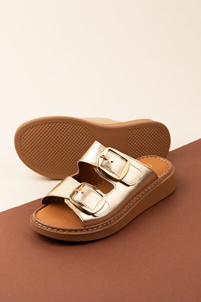 Gondol Kadın Hakiki Deri Çift Tokalı Gizli Cırtlı Günlük Rahat Terlik Usl.2475 Altın
