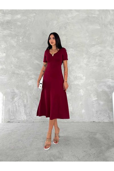 badibadii V Brooch Detailed Midi Dress