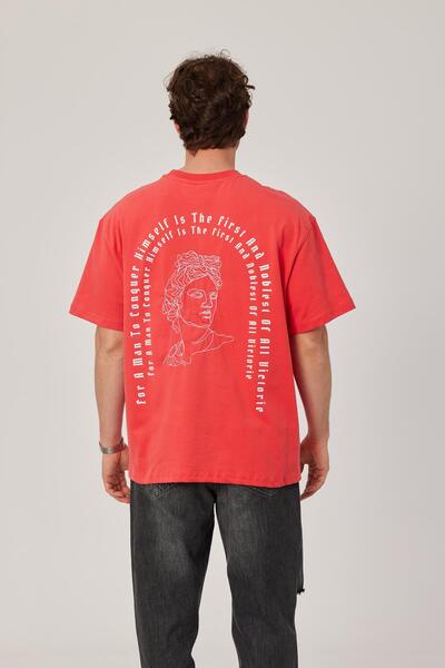 NOMARC Чоловіча футболка з вишитим зображенням скульптури та принтом квітів граната