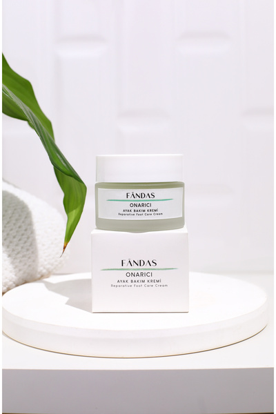 FANDAS Onarıcı Çatlak Önleyici Günlük Nemlendirici Etkili Ayak Bakım Kremi - 50ml