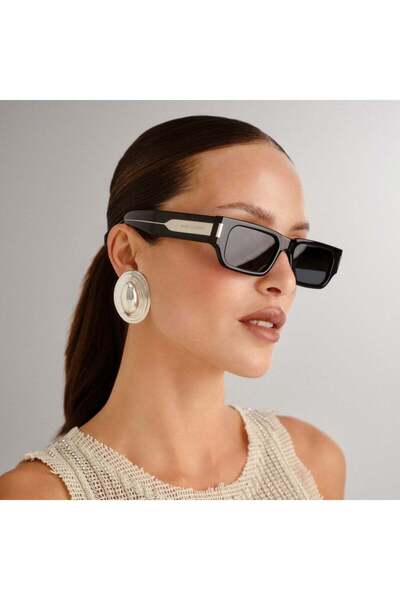 Saint Laurent Paris Sl 660 001 54-18 نظارة شمسية للنساء، إطار أسود من مادة الاسيتات، زجاج مدخن غير لامع