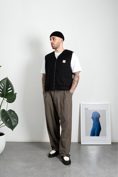 UKHWD SUPPLY Black Multi-Pocket Utility Men's Vest