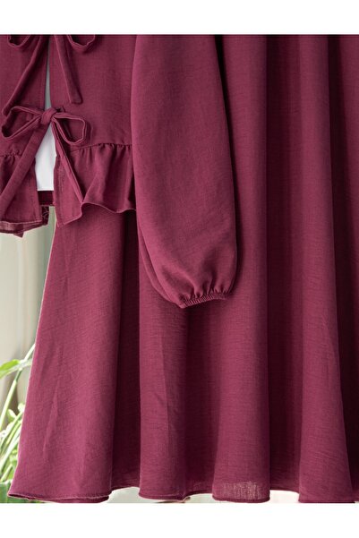 Modamorfo Lace-Up Front Sleeve Elastic Skirt Suit - Burgundy