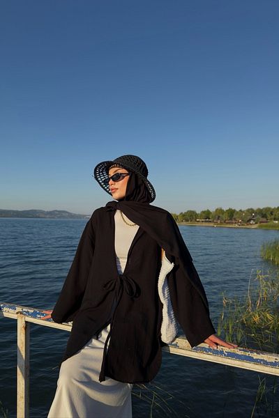Bipantolon Kimono din in negru - Cravată Detaliată și Design Flam