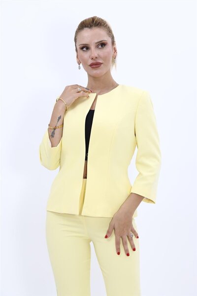 ÖNDER ÖZSOY Sıfır Yaka Düz Kısa Ceket-Sarı