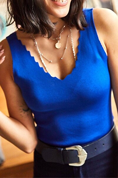 Marvine Women's Seasonal Sleeveless V-Neck Knitwear T-Shirt