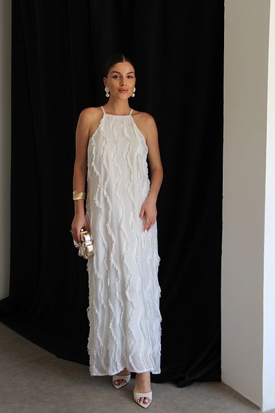 Julidress Λευκό βολάν με λεπτομέρεια με λαιμόκοψη και λουράκι με επένδυση Maxi Size Premium λινό φόρεμα