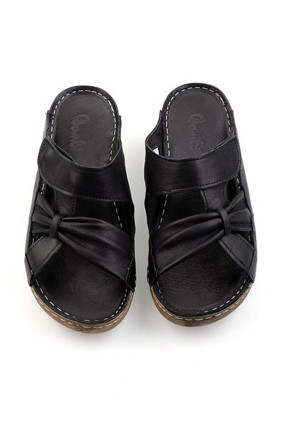 Bambi Black Leather Women's Slippers K 04331024303