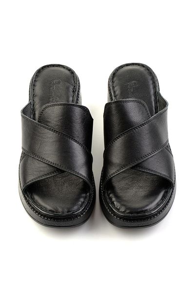 Bambi Black Leather Women's Slippers K04331126303