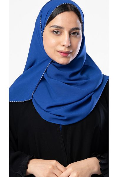 outline حجاب نيلي مع حواف مطرزة
