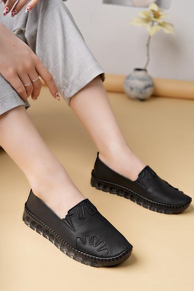 Nesil Shoes Дамски обувки Knc 10 черни от естествена кожа с прозрачна подметка