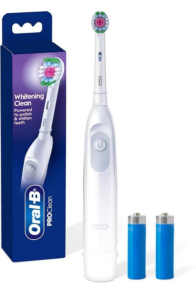 Oral-B Pro 100 3D White, Battery Toothbrush, White