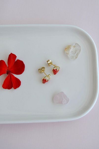 Sacce Scarves&Accessories Red Strawberry Earrings with Zircon Stone