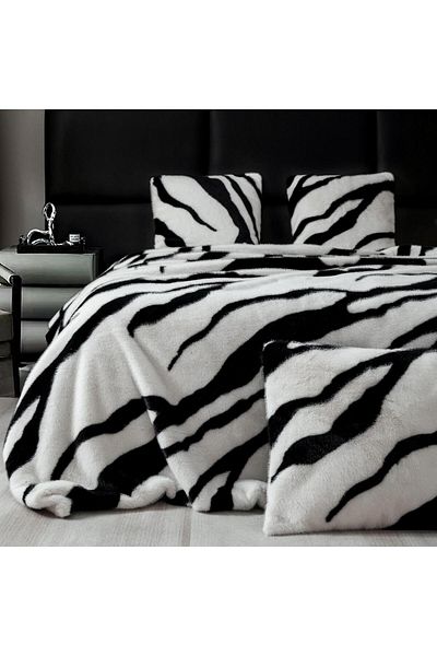 FIONNA.RO Faux Mink Fur Zippered Blanket and Pillowcase Set - White Black Stripes