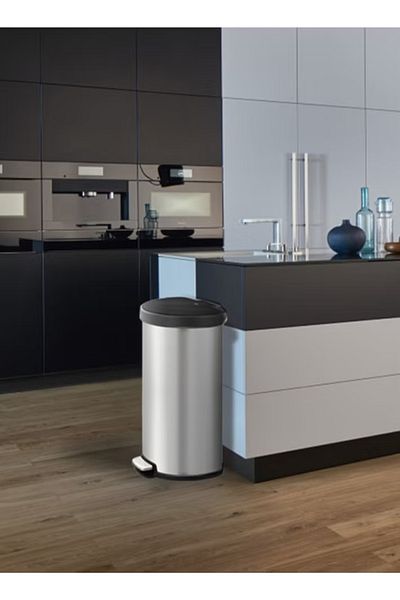 EKO ARIA 45L Step Trash Bin – Brushed Stainless Steel, Soft-Close Lid, Fingerprint-Resistant