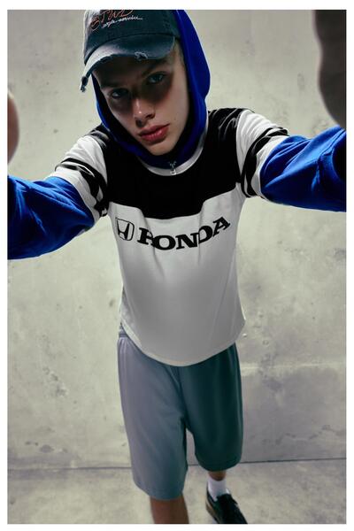 Pull & Bear Honda panelli tişört