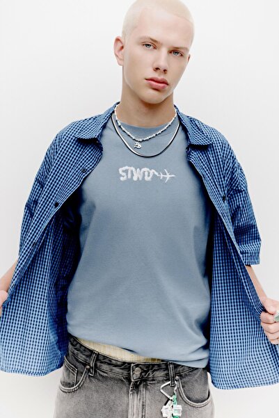 Pull & Bear STWD bulut ve uçak grafikli tişört