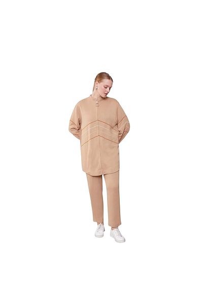 Levidor Zipper Closure Sports Suit